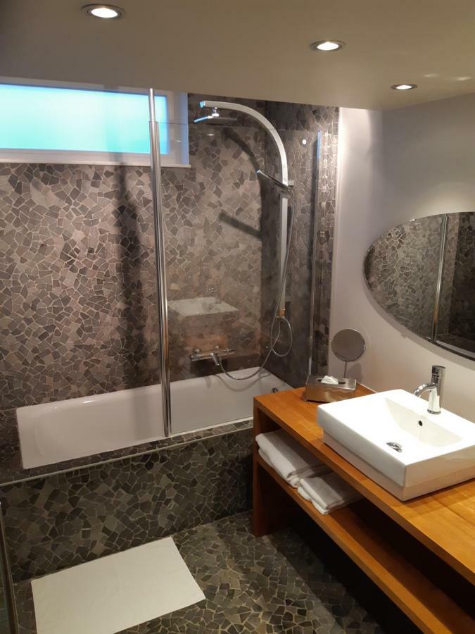 Guesthouse Au Coin De La Rue Malmedy Dış mekan fotoğraf